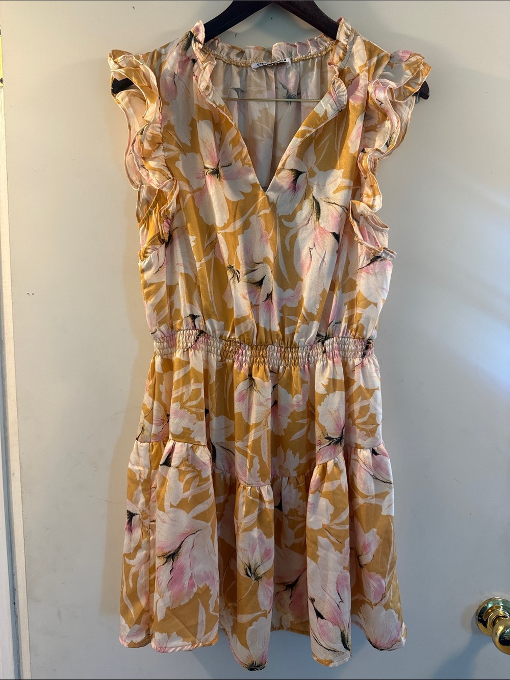 Steve Madden Women’s Yellow Floral Ruffle Mini Shift Dress Sz Small EUC